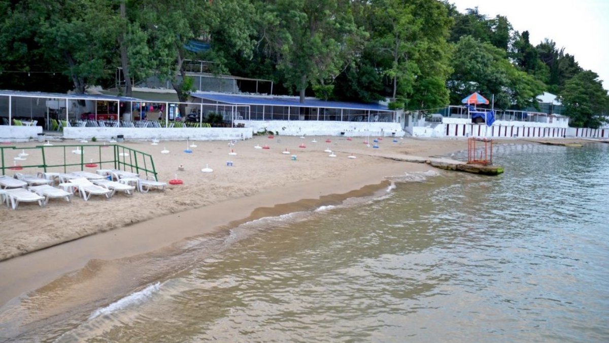 sariyer altinkum kadinlar plaji 15
